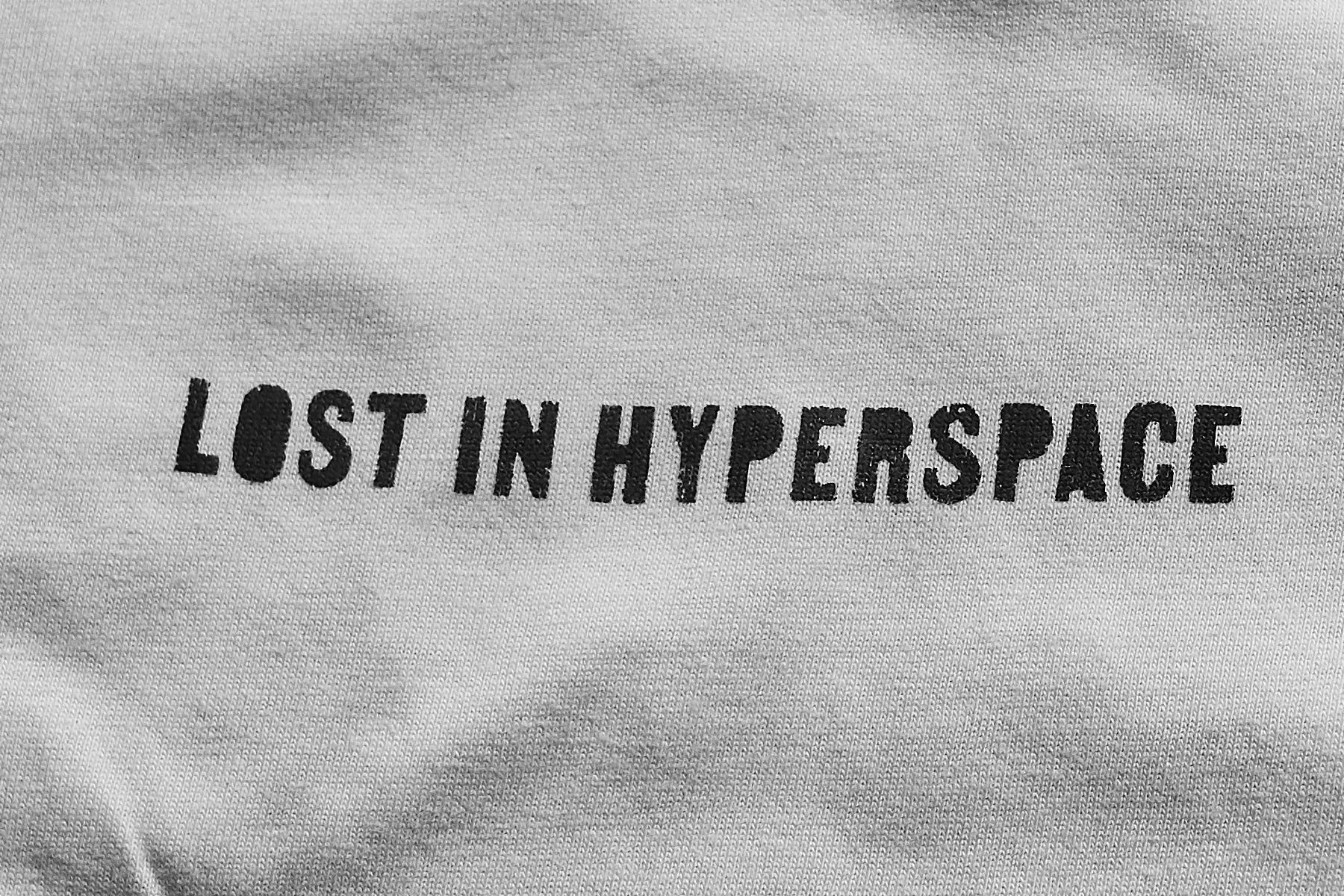 Lost in Hyperspace – Schriftzug