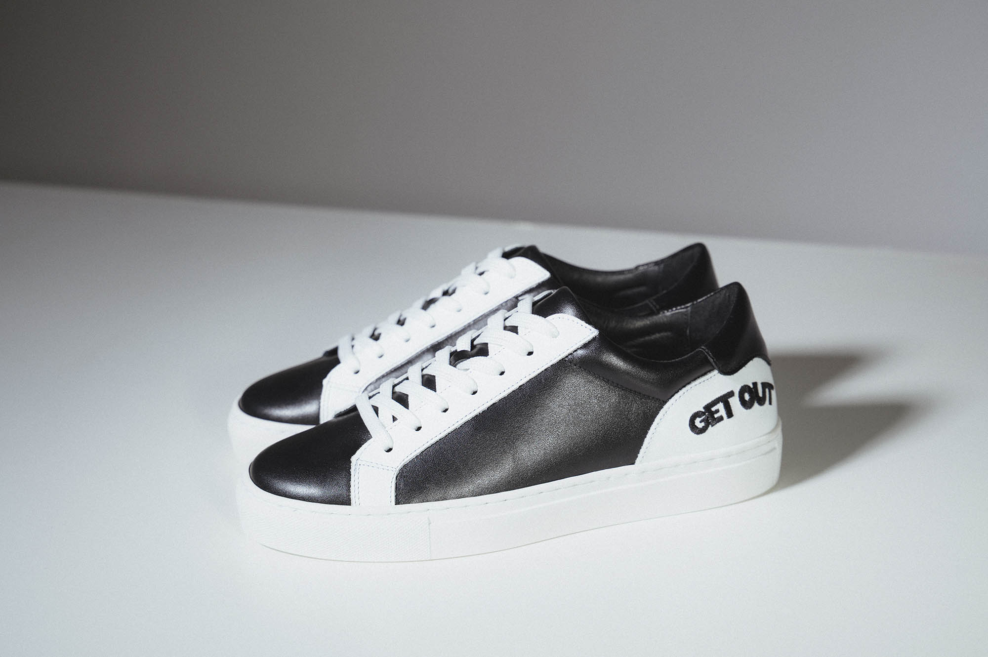 web_003_2025-11-01_Get-Out-Sneaker_©Kneidinger-Photography web_003_2025-11-01_Get-Out-Sneaker_©Kneidinger-Photography